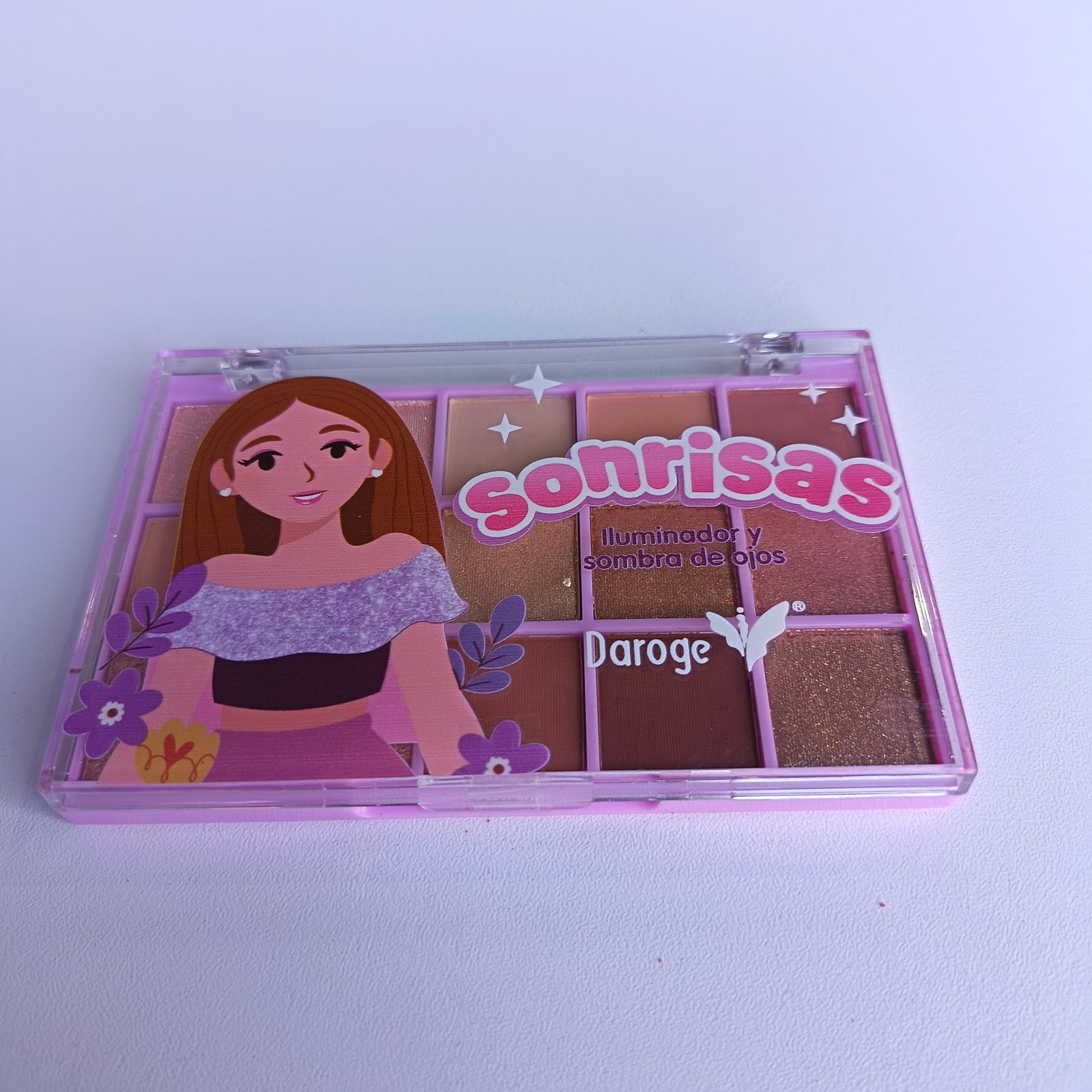 Iluminador + Sombra de ojos