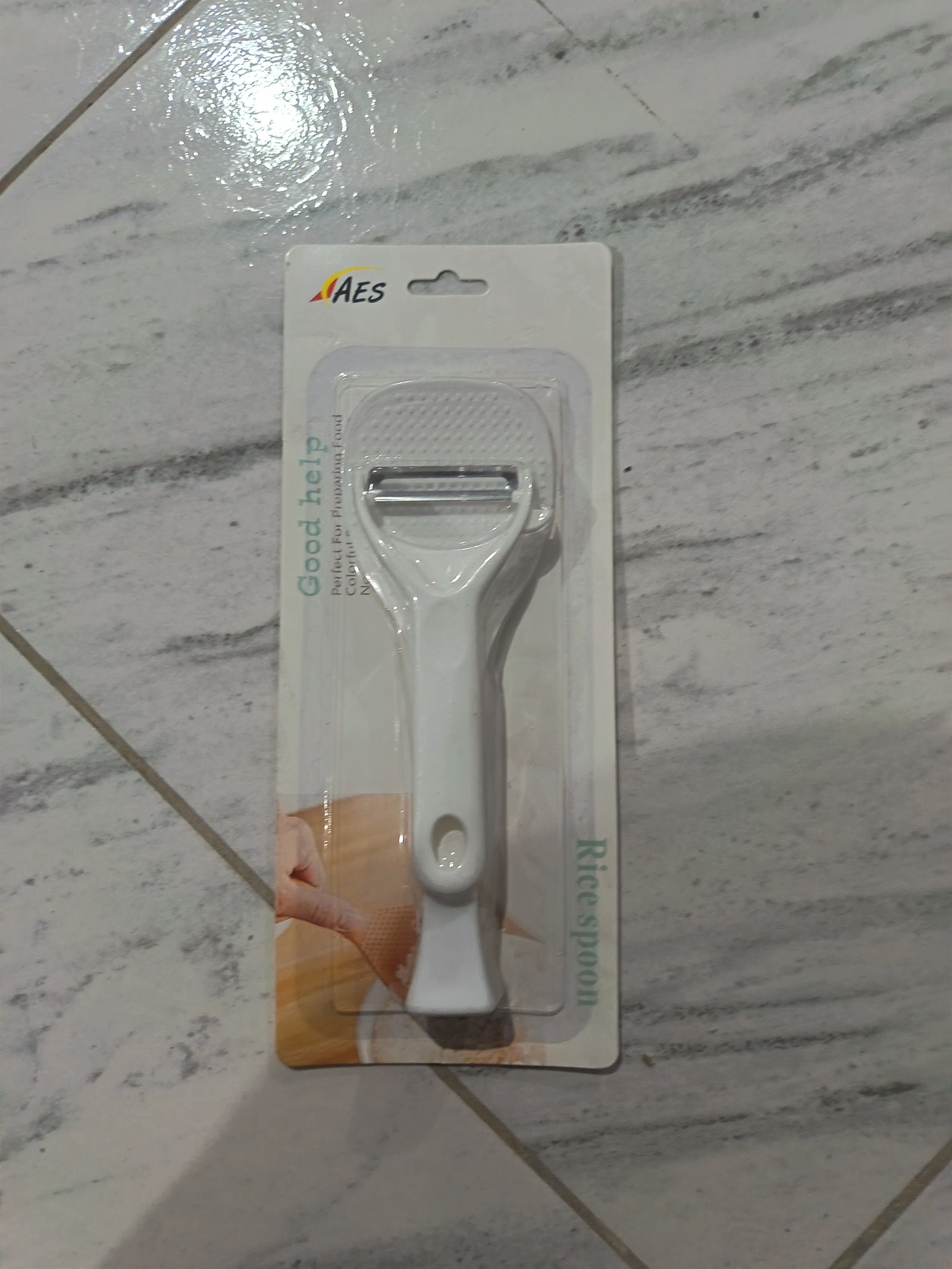 Cucharón con pelador