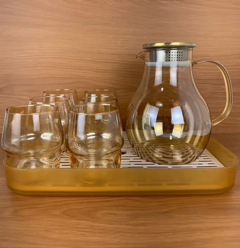 Jarra con vaso dorado x6